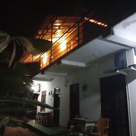 Hotel Jungle guest ,Mirissa Exterior foto